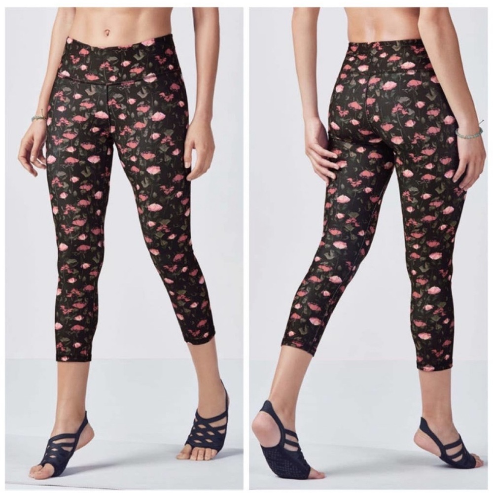 Fabletics Mid-Rise Printed Floral Flower Print PowerHold Cropped Leggings